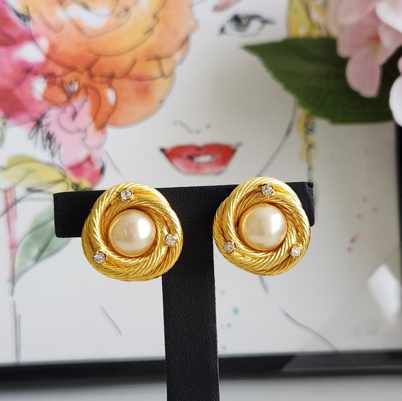 CHANEL Pearl Rhinestone Gold Tone Earrings - Picture 3 of 8